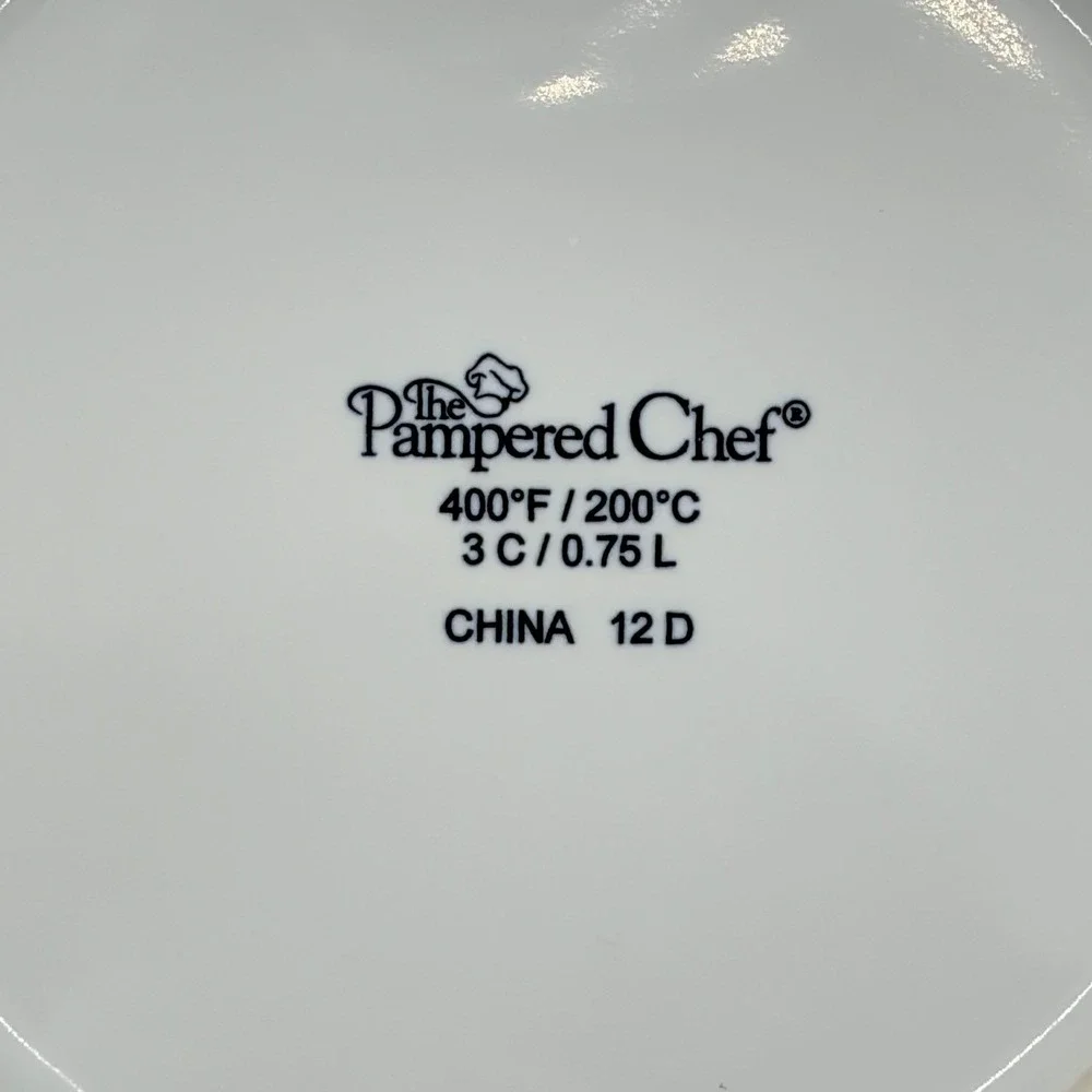 Pampered Chef Mini Casserole Dish with Lid White Orange holds 3 Cups